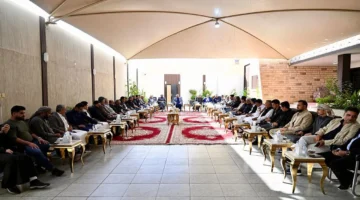 لقاء رفيع.. عضو الرئاسي عبدالله العليمي يبحث مستجدات الأوضاع مع قيادات جنوبية